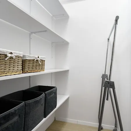 Dioptase - Stylish Retreat By Selestate With Balcony Appartamento Bucarest