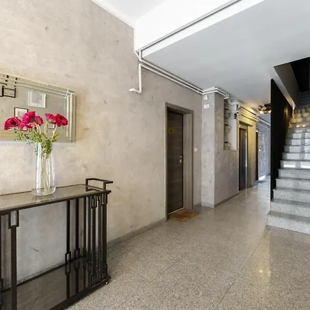 Dioptase - Stylish Retreat By Selestate With Balcony Bukareszt